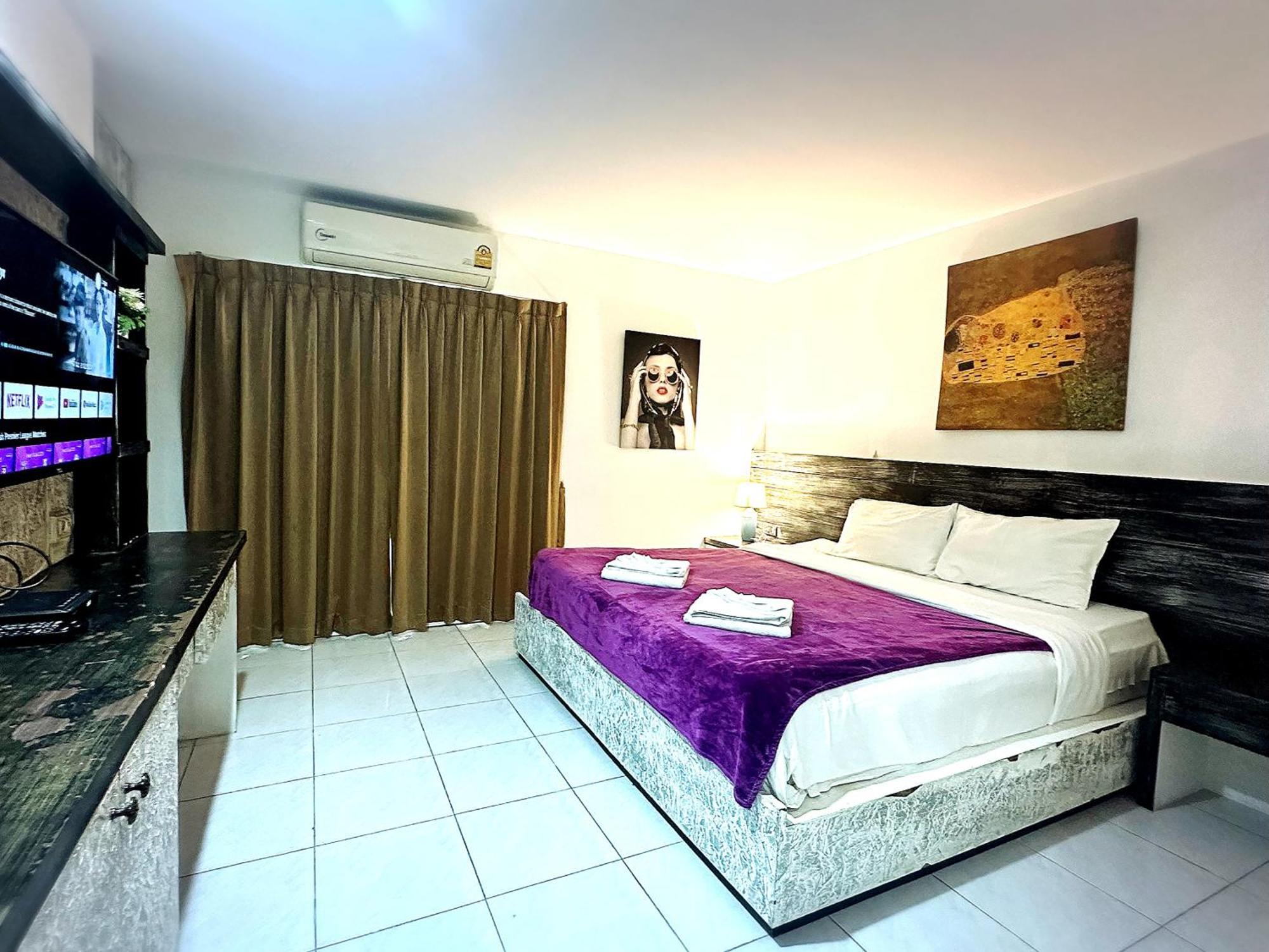 The Shades Hotel 50 Meter Beach Front Patong Extérieur photo
